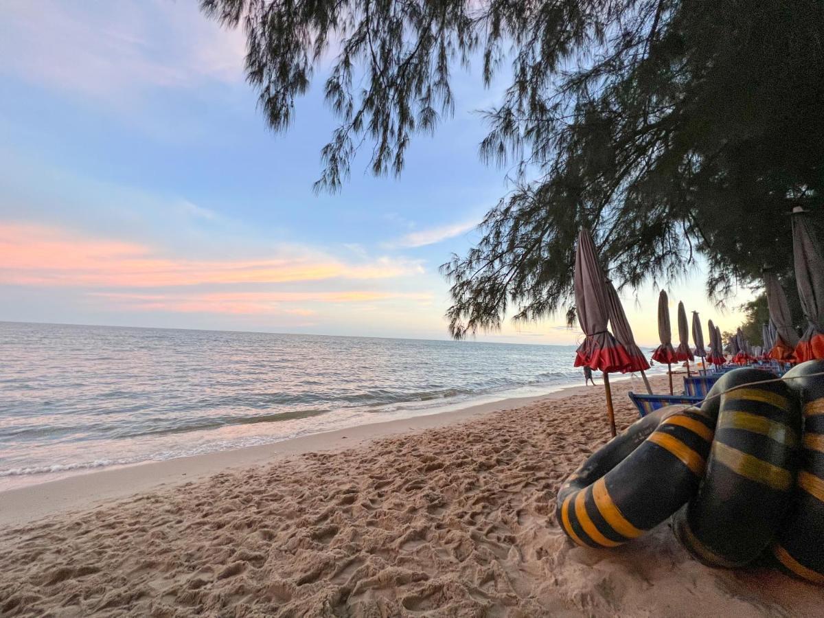 Sky&Sea Cha-Am Beach Bagian luar foto